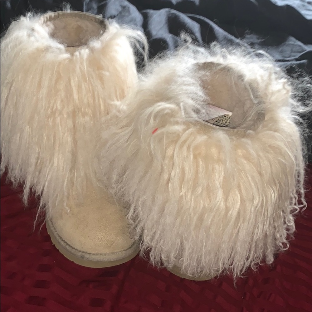 Like new Ugg Boot women’s size 6